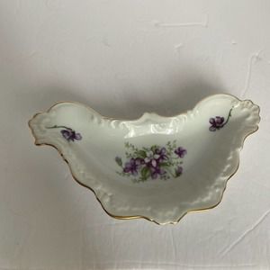Sweet violets Bone Dish Porcelain Gold Trim Hand Painted G765 Lefton?